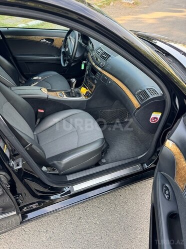 Mercedes E 220 2007, 500,000 km - 2.2 l - Qazax