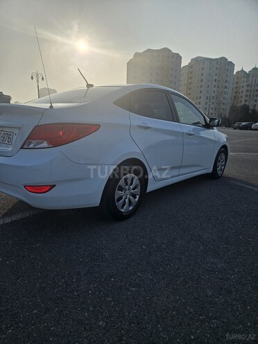 Hyundai Accent 2015, 209,215 km - 1.6 l - Sumqayıt