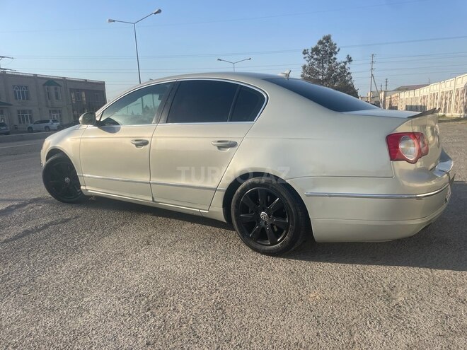 Volkswagen Passat 2008, 289,000 km - 2.0 l - Yevlax