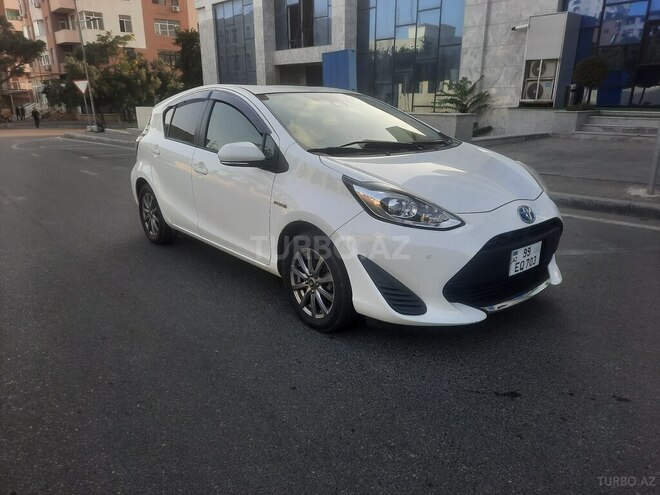 Toyota Aqua 2019, 93,000 km - 1.5 л - Bakı