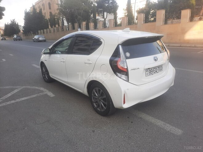 Toyota Aqua 2019, 93,000 km - 1.5 л - Bakı
