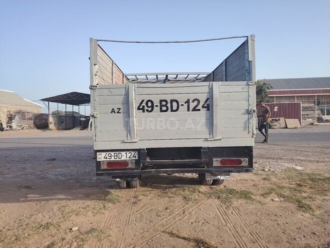 GAZ 3302-744 1997, 365,368 km - 2.5 l - Saatlı