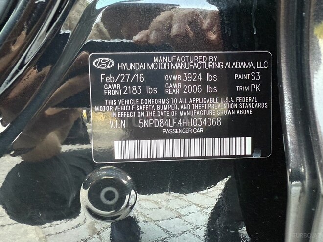 Hyundai Elantra-21