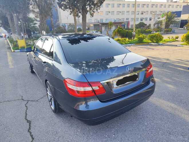 Mercedes E 220 2010, 299,000 km - 2.1 l - Bakı