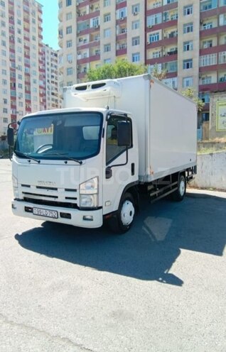 Isuzu  2014, 278,350 km - 5.2 l - Bakı