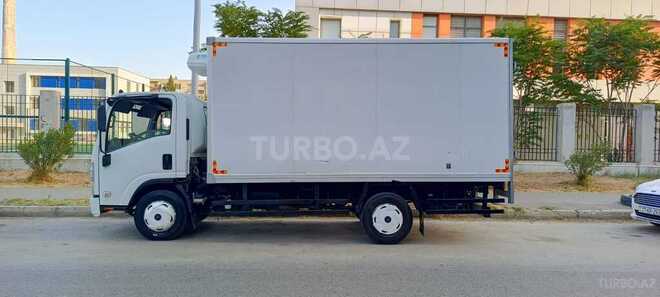 Isuzu  2014, 278,350 km - 5.2 l - Bakı