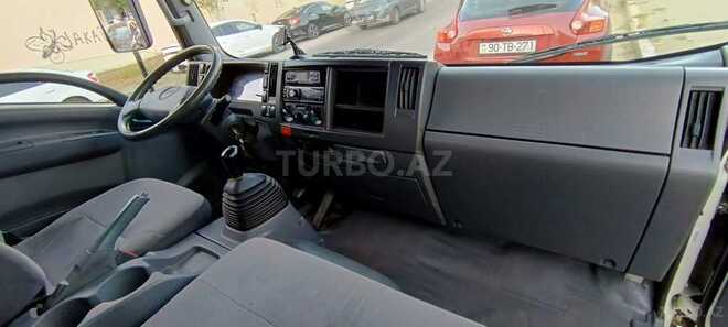 Isuzu  2014, 278,350 km - 5.2 l - Bakı