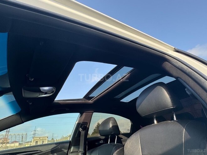 Hyundai Sonata 2010, 220,000 km - 2.4 л - Bakı