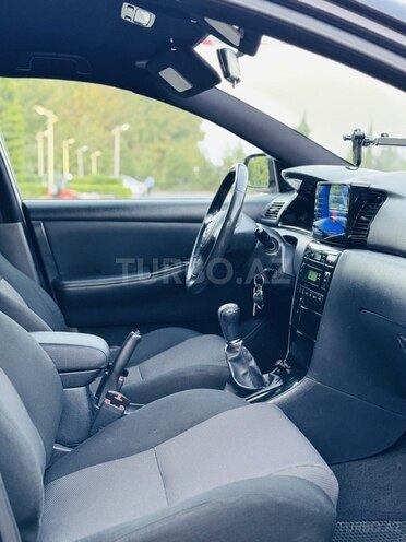 Toyota Corolla 2005, 275,000 km - 1.4 l - İmişli