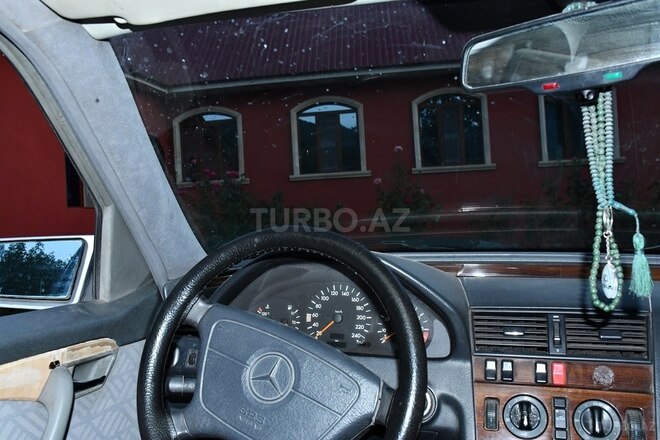 Mercedes C 180 1995, 425,000 km - 1.8 l - Şəki