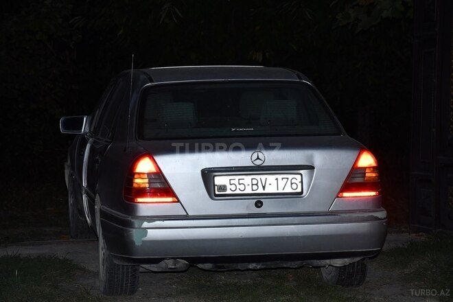 Mercedes C 180 1995, 425,000 km - 1.8 l - Şəki
