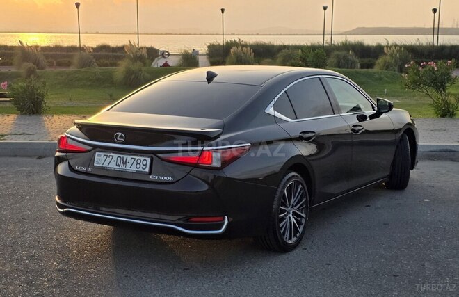 Lexus ES 300h 2023, 21,000 km - 2.5 l - Bakı