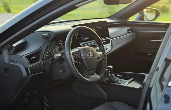 Lexus ES 300h 2023, 21,000 km - 2.5 l - Bakı