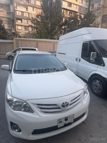 Toyota Corolla 2013, 236,895 km - 1.8 l - Bakı