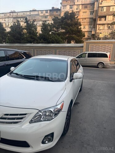 Toyota Corolla 2013, 236,895 km - 1.8 l - Bakı
