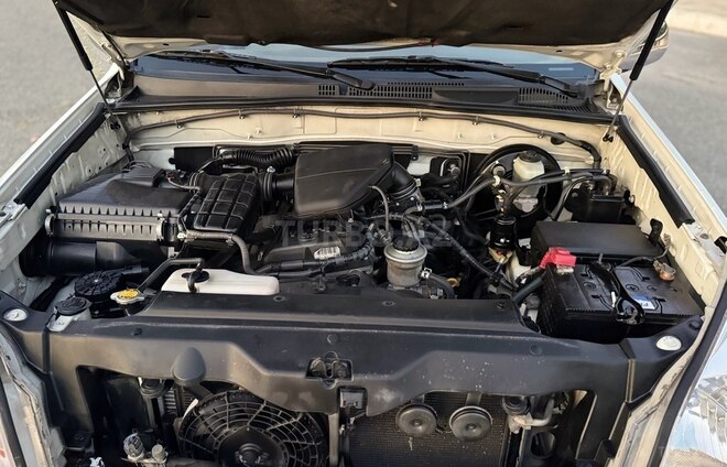 Toyota Land Cruiser Prado 2009, 182,000 km - 2.7 л - Şəmkir