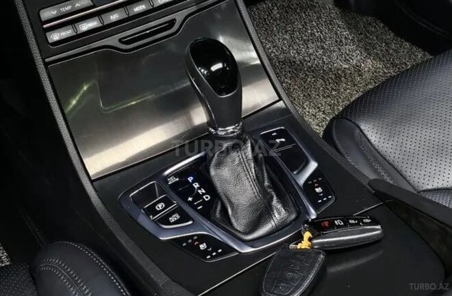 Hyundai Grandeur 2015, 128,000 km - 2.2 л - Bakı