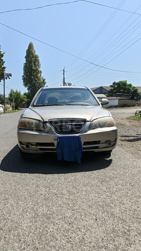 Hyundai Elantra-1