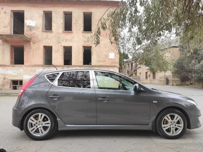 Hyundai i30 2009, 211,000 km - 1.6 л - Bakı