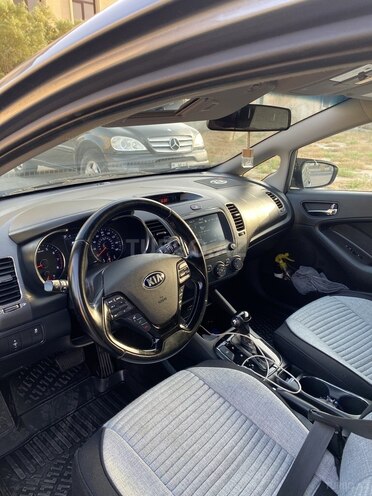 Kia Forte 2016, 160,000 km - 2.0 л - Bakı