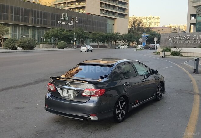 Toyota Corolla 2013, 206,707 km - 1.8 l - Bakı
