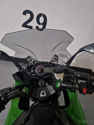 Kawasaki Ninja 1000-3