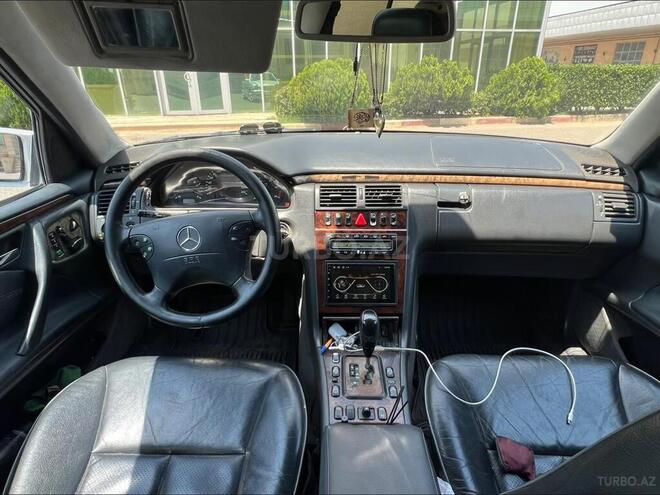 Mercedes E 270 2000, 530,000 km - 2.7 l - İmişli