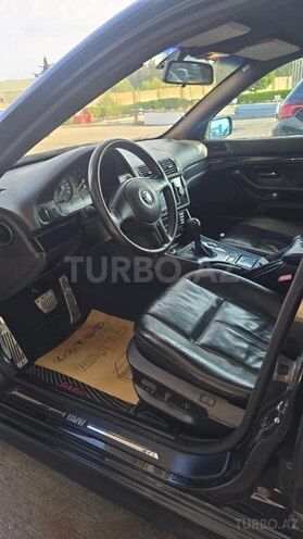BMW 520 2001, 375,000 km - 2.2 l - Bakı