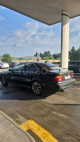 BMW 520 2001, 375,000 km - 2.2 l - Bakı