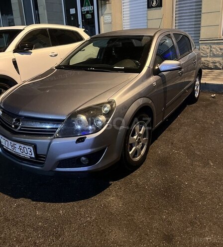 Opel Astra 2009, 290,000 km - 1.4 l - Bakı