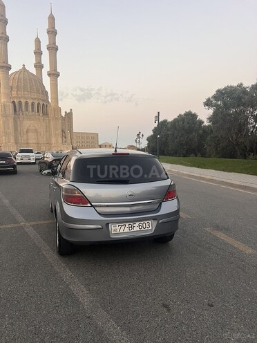 Opel Astra 2009, 290,000 km - 1.4 l - Bakı