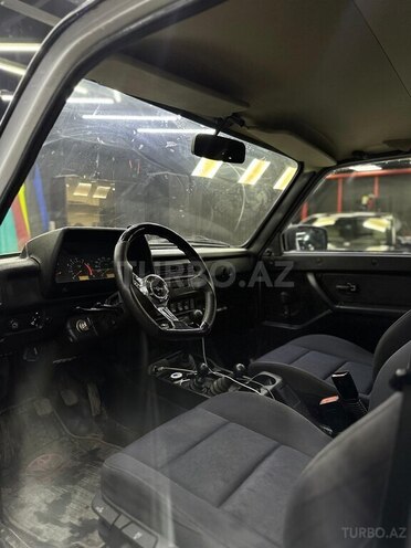 LADA (VAZ) Niva 1992, 300,000 km - 1.6 l - Bakı