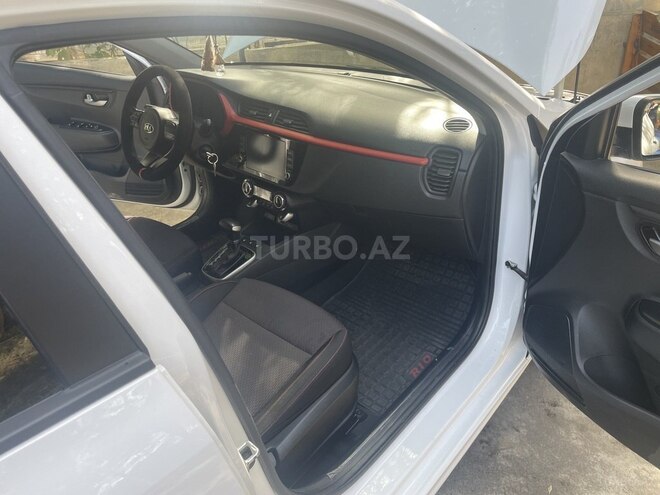 Kia Rio 2021, 72,000 km - 1.6 l - Bakı