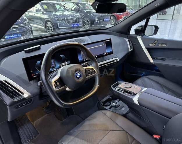 BMW iX-9