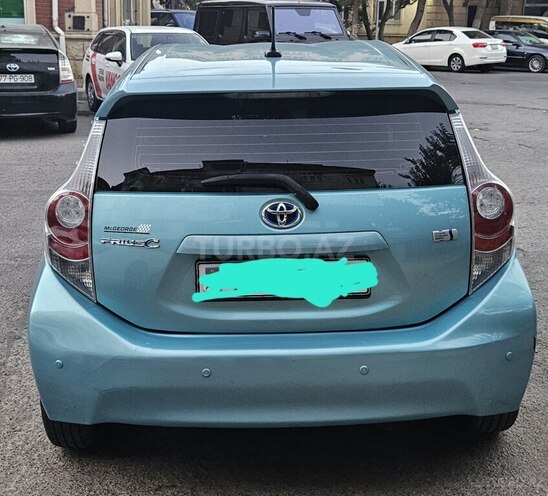 Toyota Prius C 2013, 160,000 km - 1.5 l - Bakı