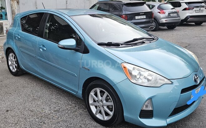 Toyota Prius C 2013, 160,000 km - 1.5 l - Bakı