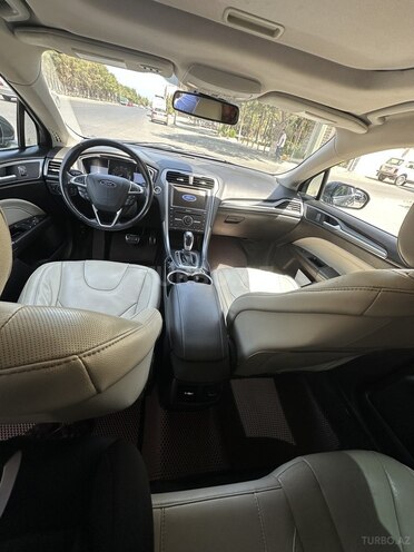 Ford Fusion (North America) 2015, 170,000 km - 2.0 l - Sumqayıt