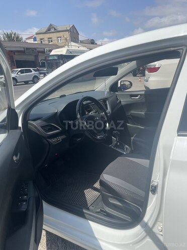 Hyundai Accent 2018, 133,000 km - 1.6 l - Bakı