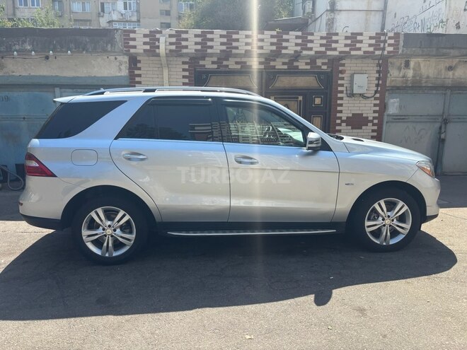 Mercedes ML 300 4MATIC 2012, 143,000 km - 3.0 l - Bakı