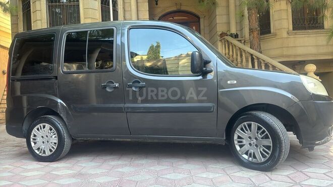 Fiat Doblo-4