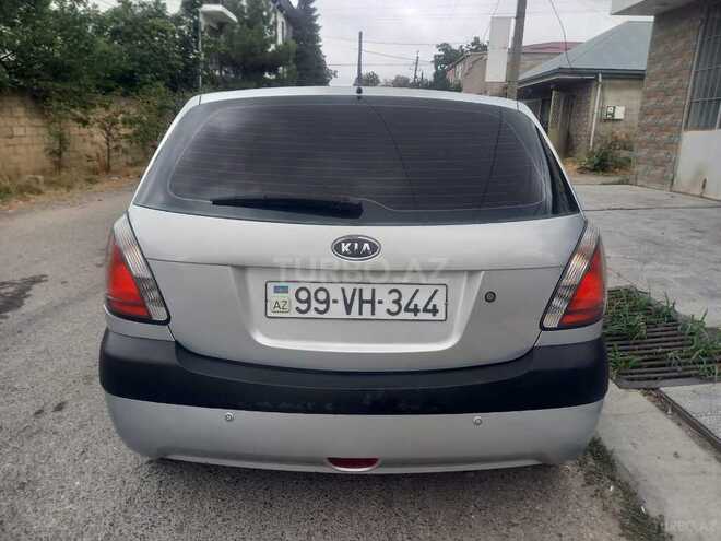 Kia Rio 2005, 226,000 km - 1.5 l - Quba