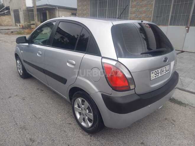 Kia Rio 2005, 226,000 km - 1.5 l - Quba