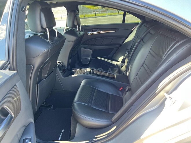 Mercedes CLS 63 AMG-17