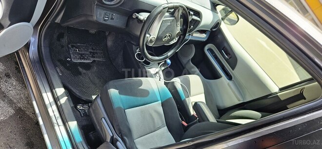 Toyota Prius C 2012, 321,900 km - 1.5 l - Bakı
