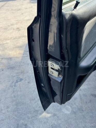 GAZ 31105 2004, 380,000 km - 2.3 l - Gəncə
