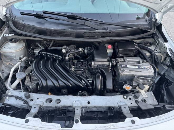 Nissan Sunny 2015, 236,428 km - 1.5 л - Bakı