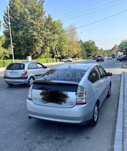 Toyota Prius 2008, 333,900 km - 1.5 l - Bərdə