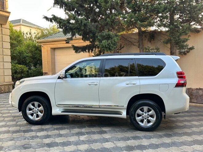 Toyota Land Cruiser Prado 2010, 170,000 km - 2.7 l - Bakı