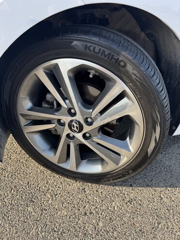 Hyundai Avante 2015, 209,000 km - 1.6 l - Sumqayıt