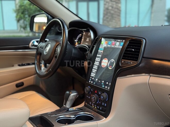 Jeep Grand Cherokee 2017, 180,000 km - 3.6 l - Bakı